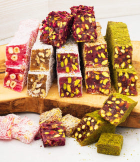 Cerez Pazari Turkish Delight gift tin, elegant presentation for special occasions