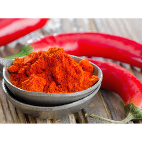 Cerez Pazari cayenne pepper powder close-up texture sparks flavorful expectations.