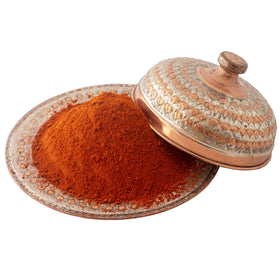 Cerez Pazari cayenne pepper powder packaging label highlights natural gluten-free credentials.