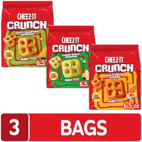 Cheez-It Crunch Zesty Jalapeño Cheddar bag—spicy kick for gatherings