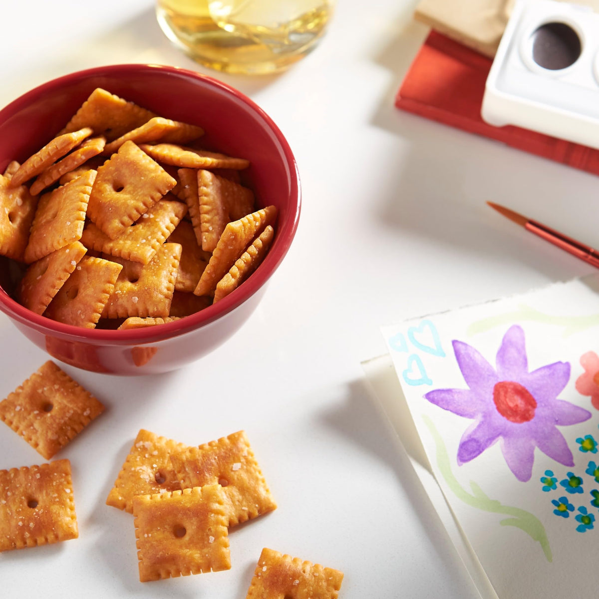Cheez-It Original snack plate ideal for party spreads.