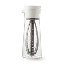 Chef'n salad dressing mixer glass carafe for quick homemade dressings.