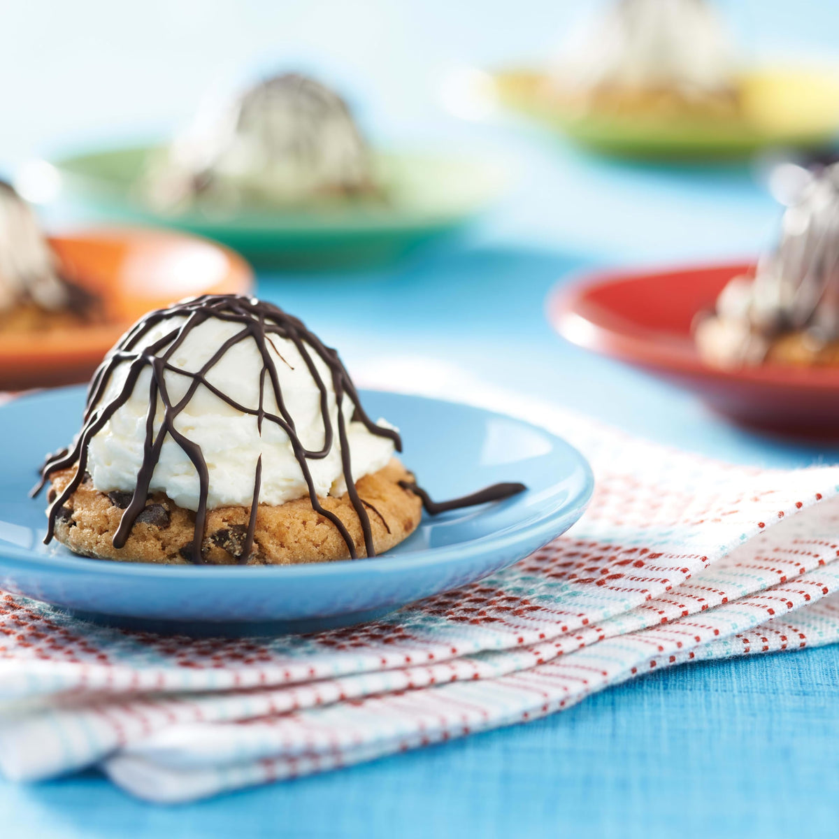 Chips Ahoy Fresh Stacks kid-friendly treats for after-school snacking.