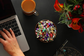 Chipurnoi Glitterati Caffe Spresso flavor candy enhances dessert table selections.