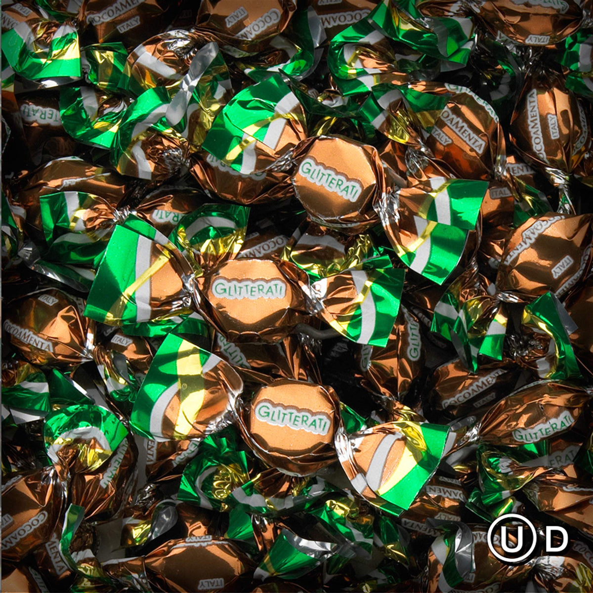 Chipurnoi Glitterati Cocoamenta packaging highlights Italian craftsmanship for thoughtful gifts.