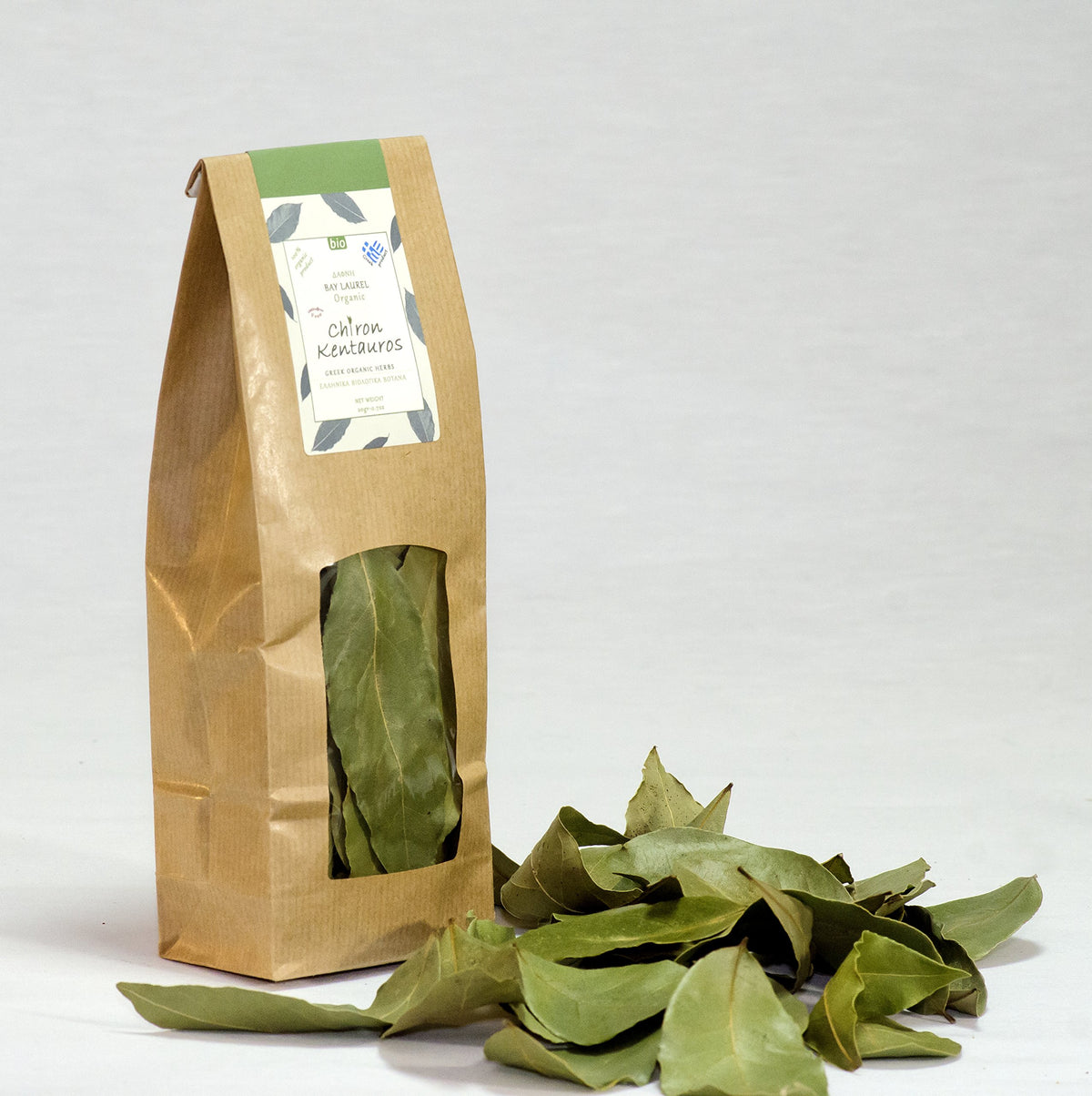 Chiron Kentavros bay laurel leaves whole for enhanced soups and stews.