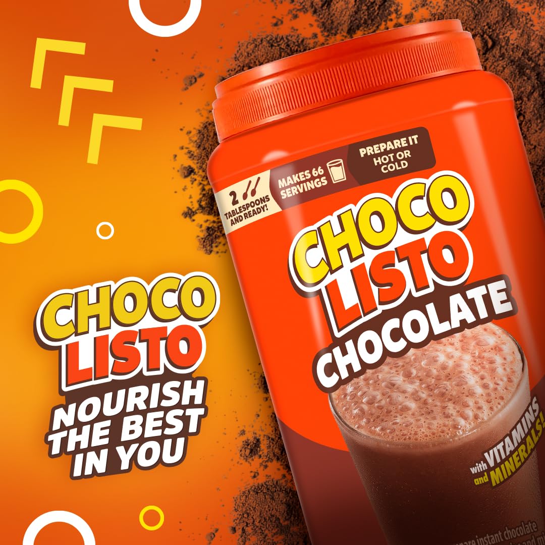 Milk poured into Chocolisto powder creating a smooth mix.