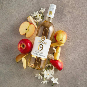 Chromacast Giesen 0% Pinot Gris glass pour ideal for tasting sessions.