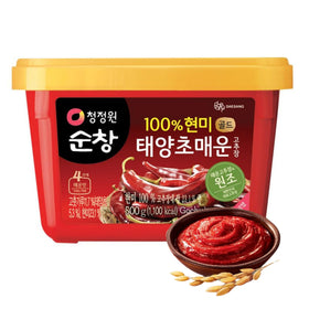 Chung Jung One gochujang bottle front for authentic Korean cooking flavor.