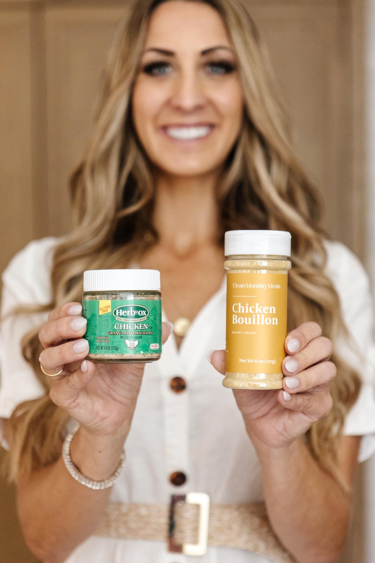 Non-GMO and allergen-friendly label on Clean Monday Meals products.
