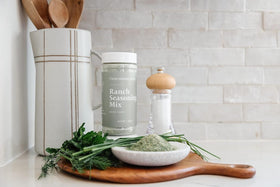 Clean Monday Meals ranch seasoning dried-herbs bowl shows texture and aroma.