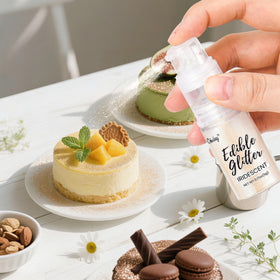 Cobakey glitter spray enhances cocktails with a sparkling finish.