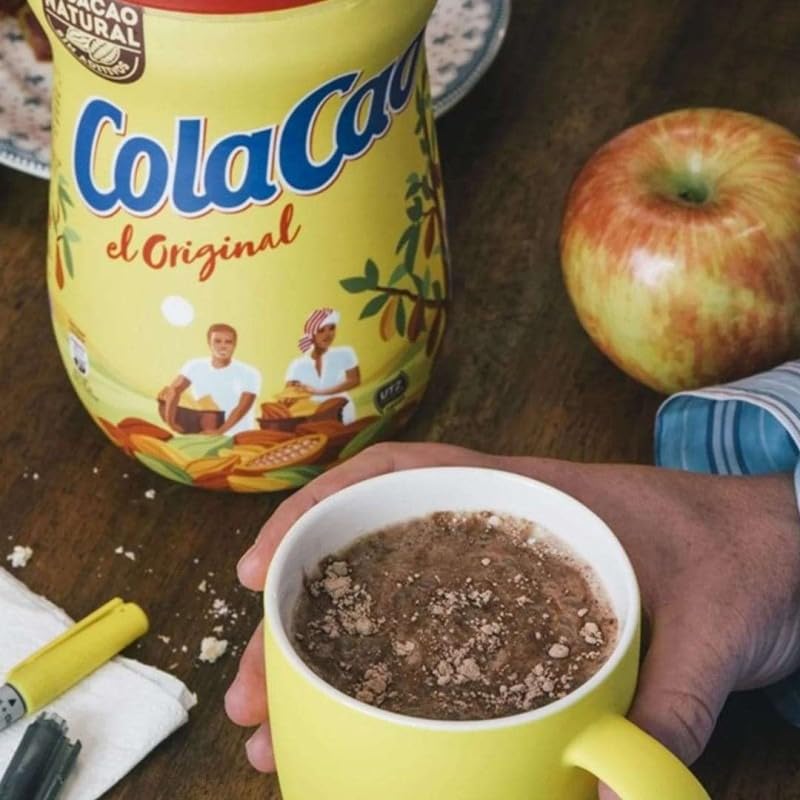 Cola Cao Spanish tradition label showcasing heritage.