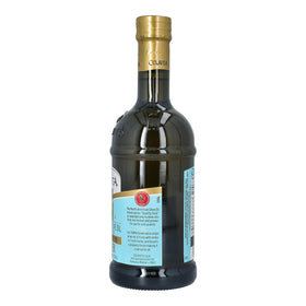 Colavita Greek EVOO bottle pour, ideal for sautéing and finishing meals.