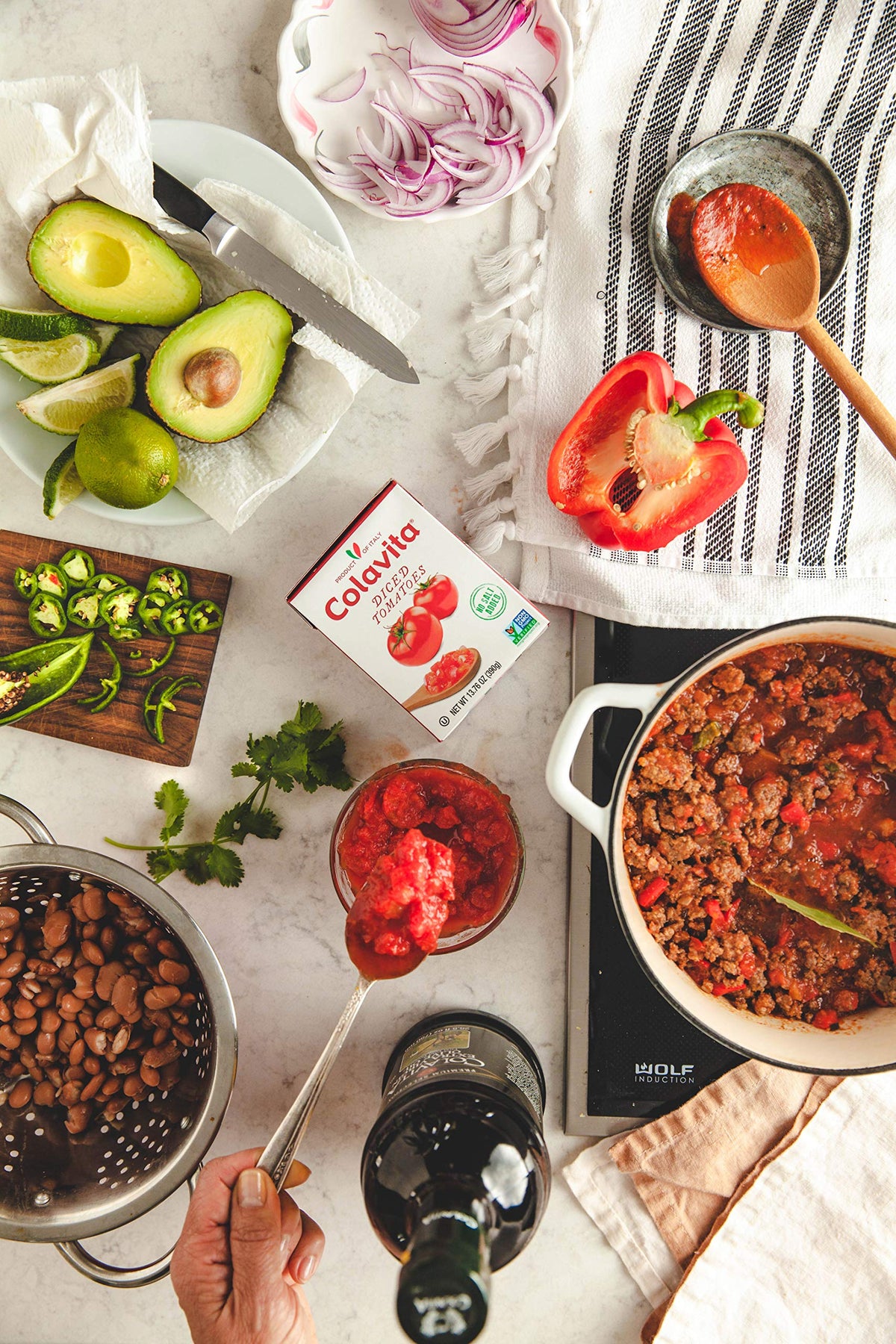 Pack of 16 ensures pantry-ready tomatoes for big batches.