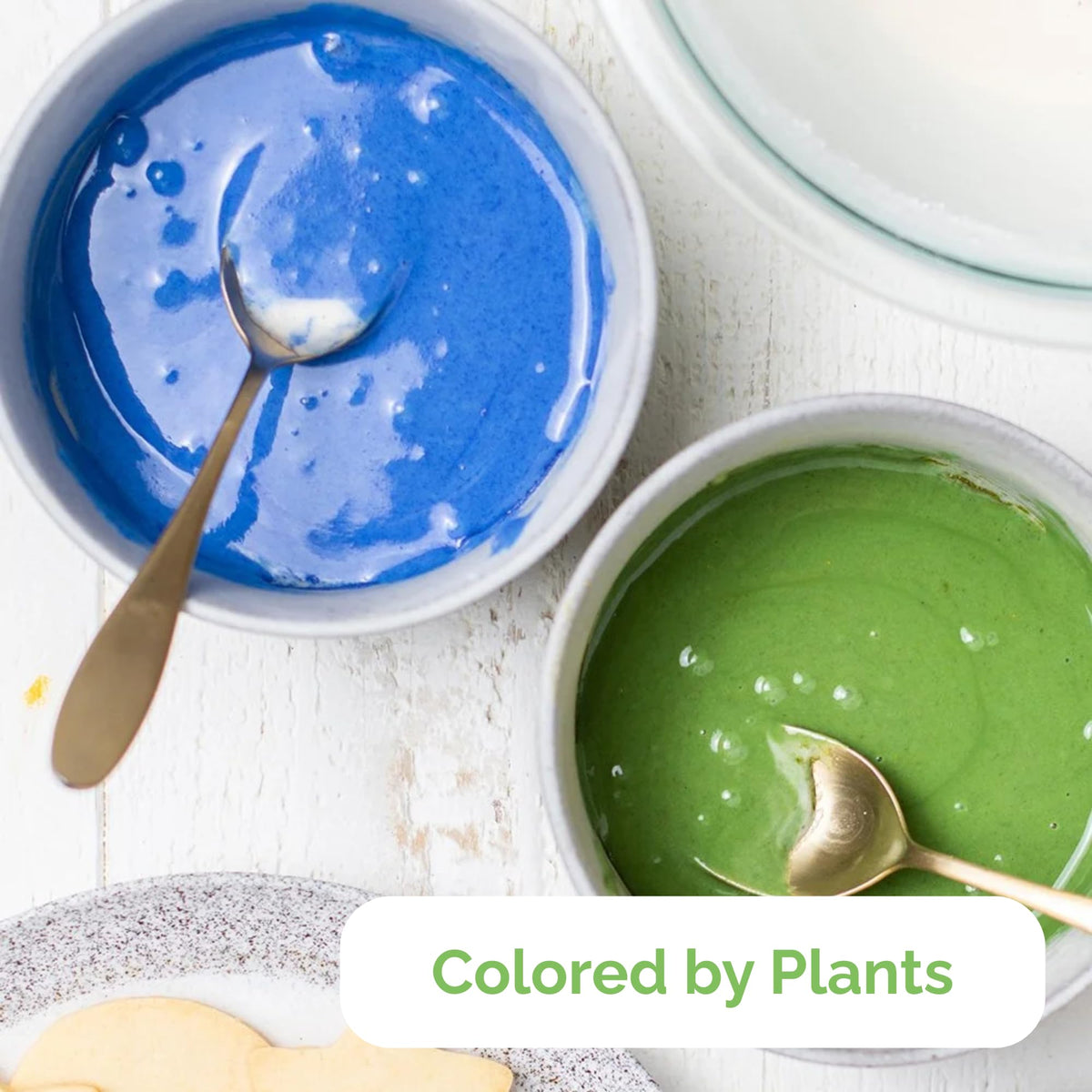 COLOR KITCHEN green powder creates fresh hues for frostings and desserts