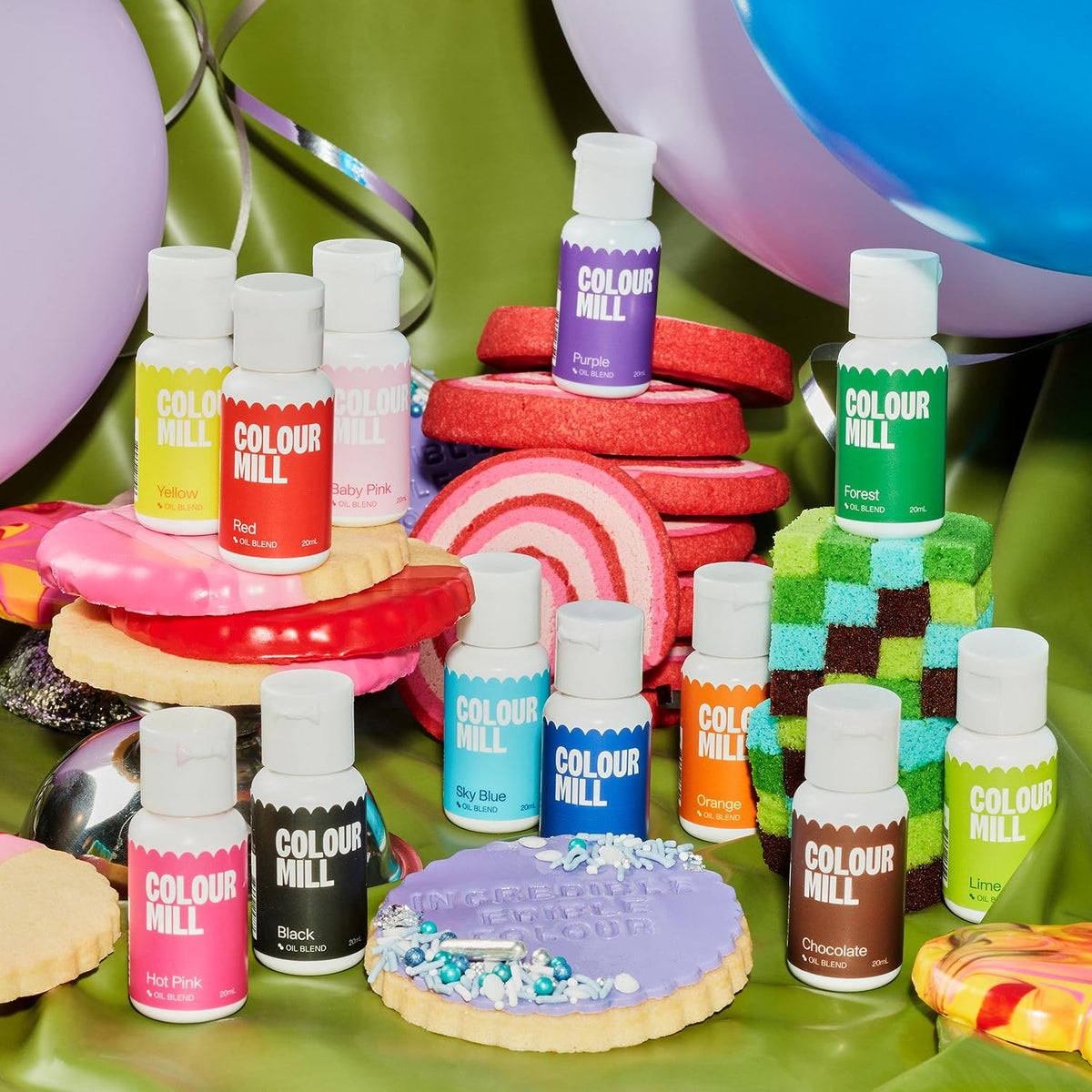 Colour Mill oil-based colouring on buttercream swirl reveals rich, glossy tones.