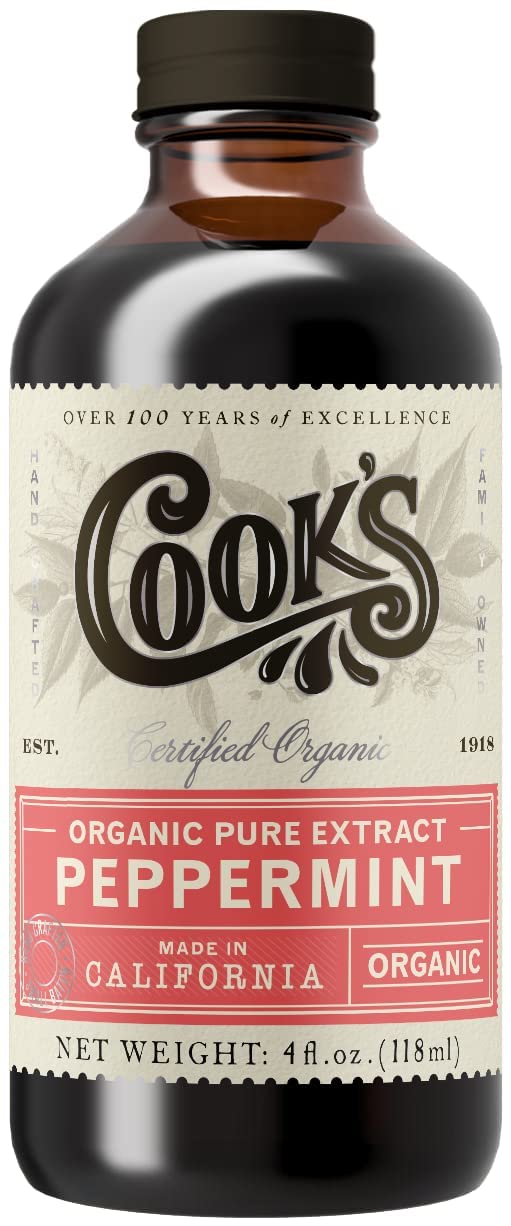 COOK'S Organic Peppermint Extract bottle front view highlighting premium flavor.