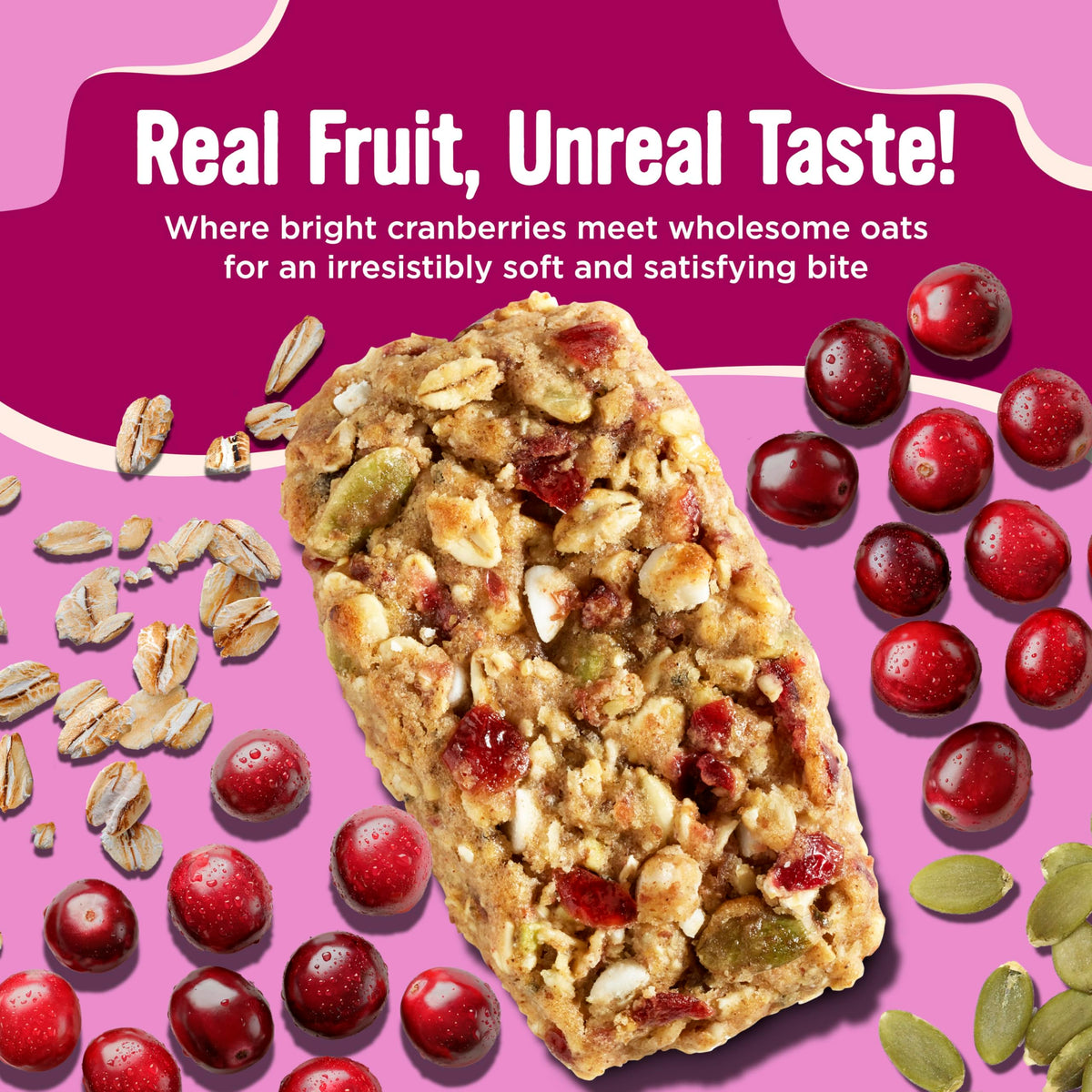 Cooper Street Granola Bakes with real cranberries and oats for wholesome flavor.