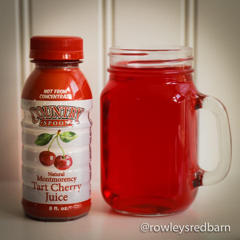 Country Spoon not from concentrate label signals pure Montmorency cherry juice.
