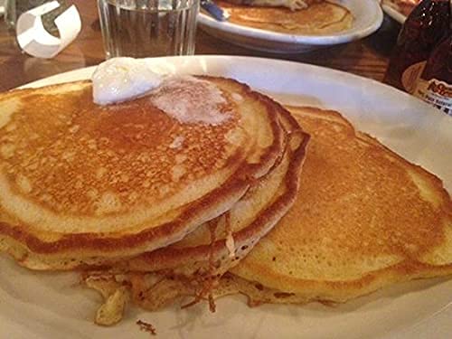 Cracker Barrel pancake mix box-2lb highlights a large 2 lb family-size box for breakfasts.