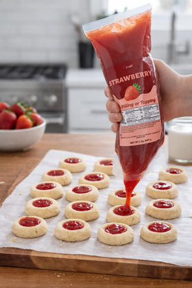 Crait strawberry filling used in pies, cakes, and cookies for flavor