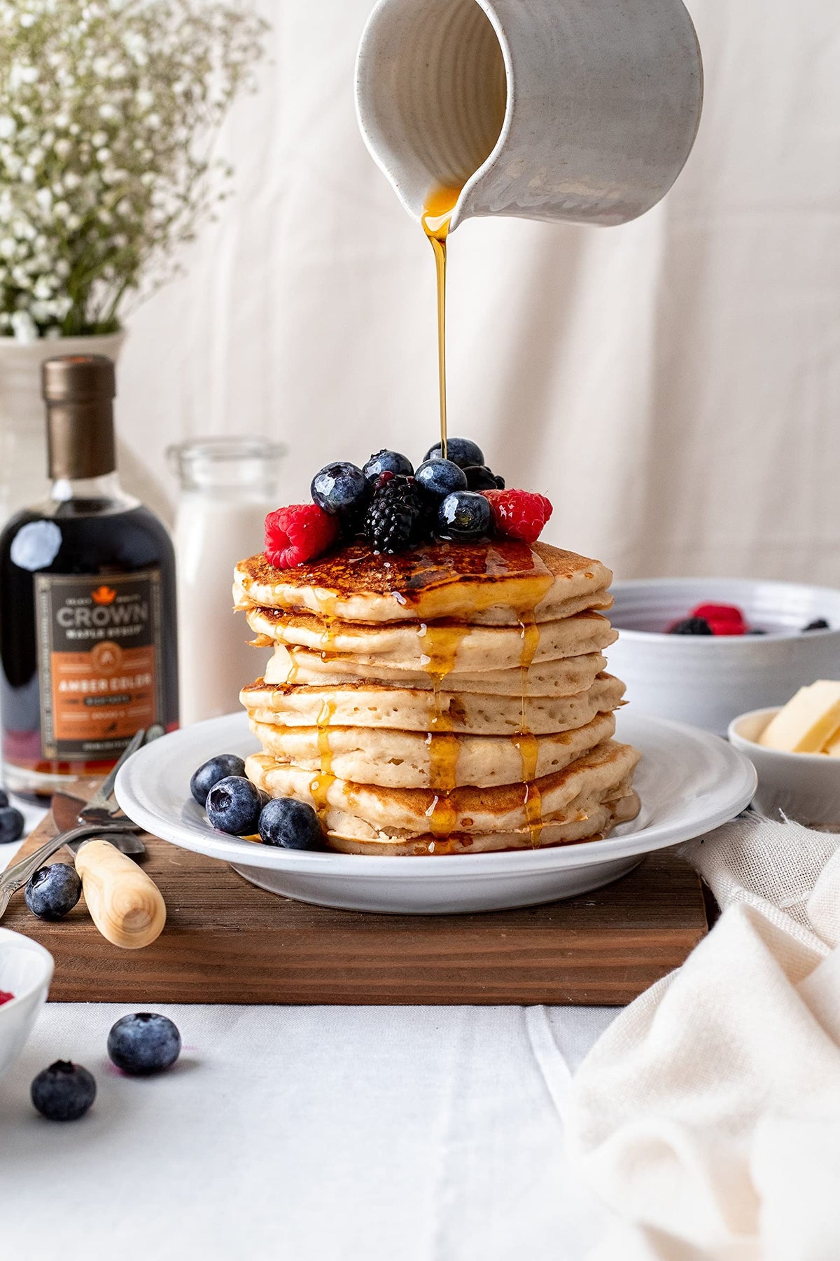 Crown Maple spiced-nuts-glaze balanced sweetness that complements roasted nuts.