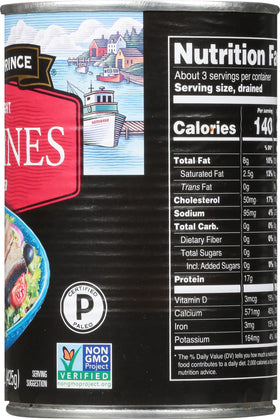 Crown Prince sustainability label on water sardines shows responsible sourcing.