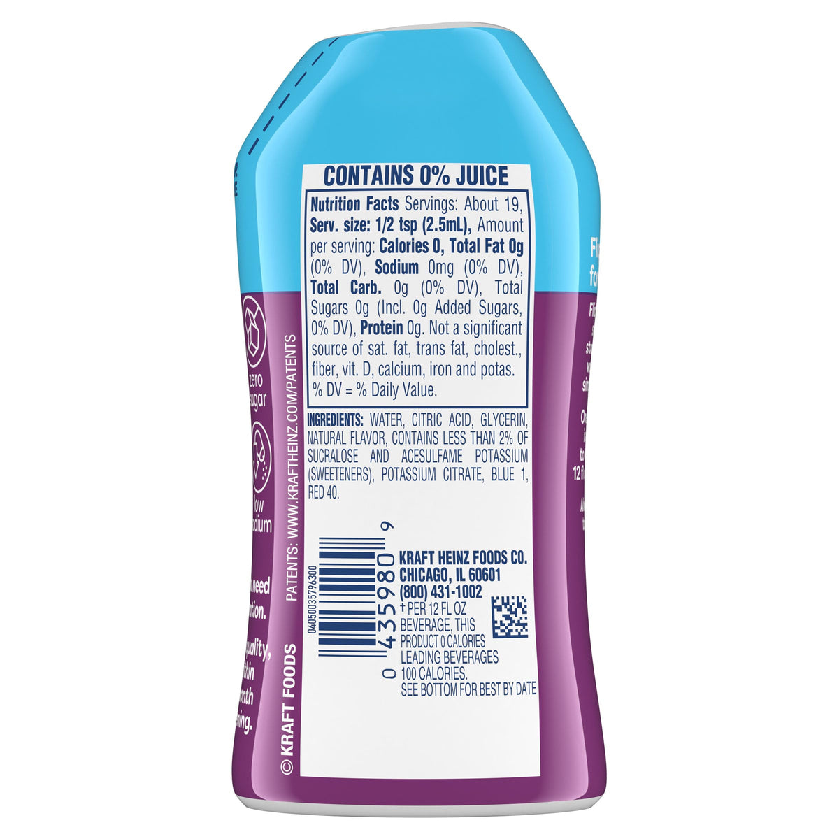 Crystal Light Berry Sangria pour demonstrates quick flavor release into water.