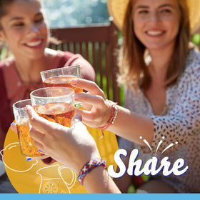 Crystal Light Decaf Lemon Tea glass filled with lemony, refreshing liquid.