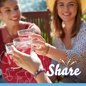 Crystal Light natural flavors label highlighting fruit-forward taste.