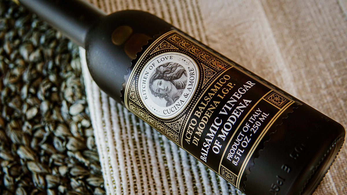 Cucina Amore balsamic bottle close-up highlighting authentic Modena quality.