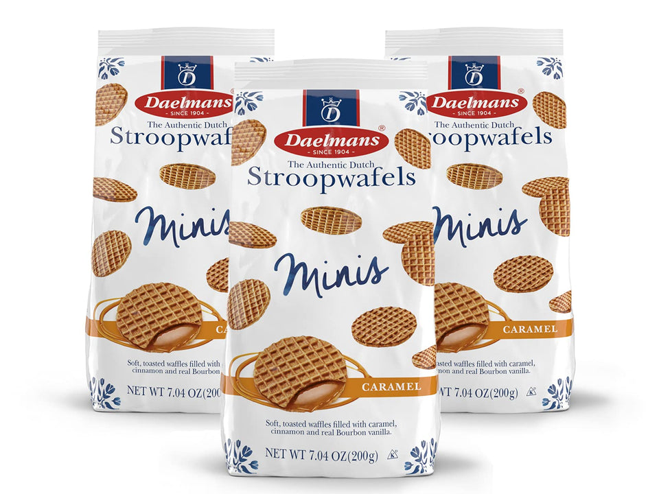 Daelmans Mini Stroopwafels with caramel filling, ideal for coffee breaks.