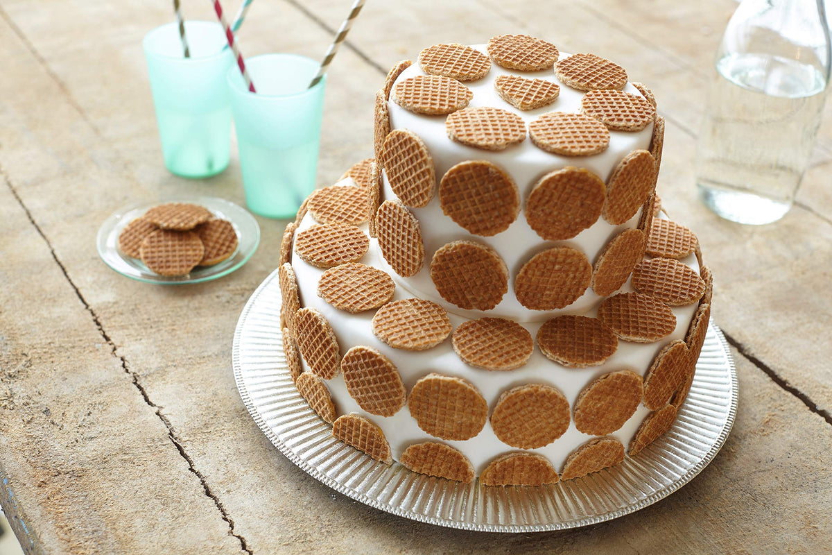 Soft toasted stroopwafels with caramel filling, perfect with coffee.