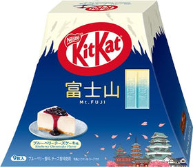 DagashiyaBox Japanese KitKat Blueberry Cheesecake Box, ideal for sharing or gifting.