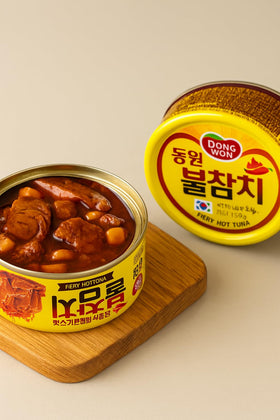 DAHLORE Dongwon Ultra Spicy Tuna convenient snack in a can for bold flavor.
