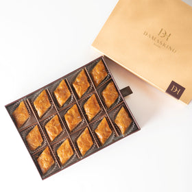 Damaskino Home Greek Baklava Gift Box with 15 pieces, ideal for gifting and sharing.