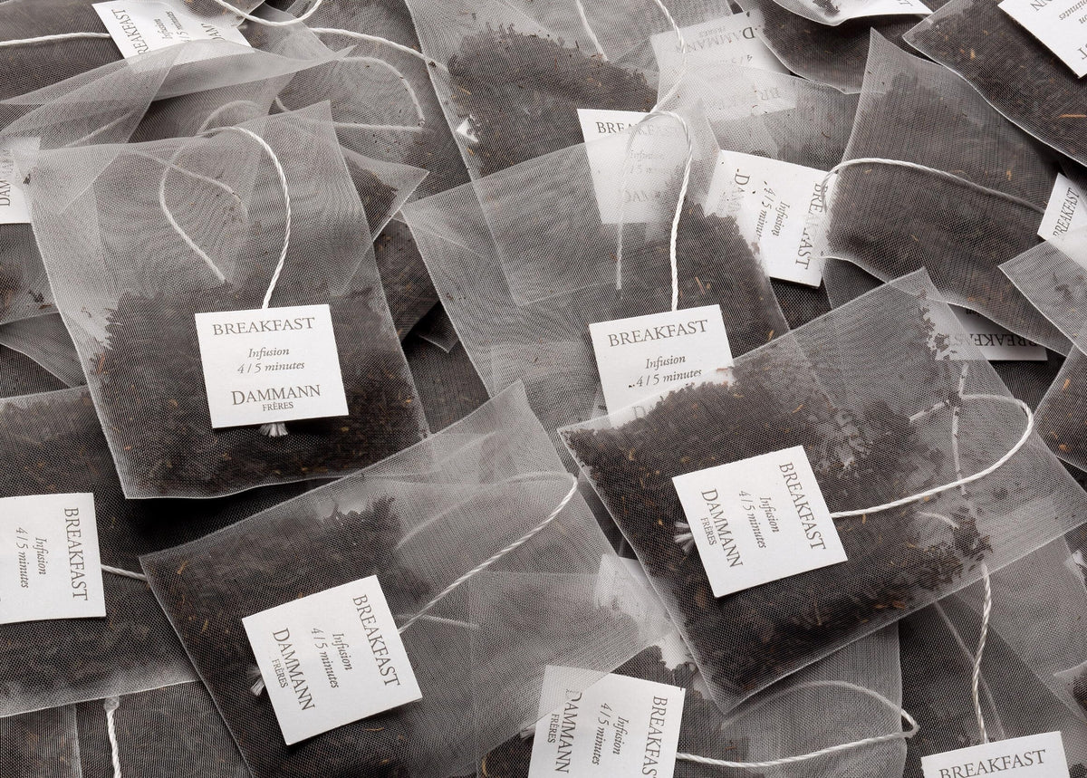 Dammann Freres crystal sachets in an elegant Paris pack preserve aroma for brewing