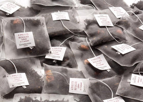 Dammann Freres fruity aroma berry scent enhances a refreshing tea.
