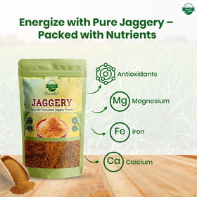 Close-up of Danodia jaggery powder texture showing fine grind for smooth mixing.