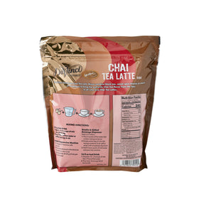 DaVinci Gourmet Chai Amore hot latte in a mug, highlighting cozy at-home enjoyment.