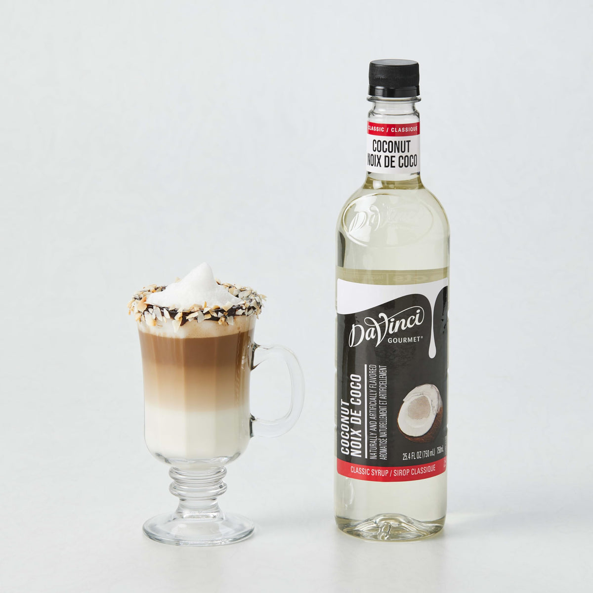 Pourable syrup with pure cane sugar delivering consistent sweetness in each use