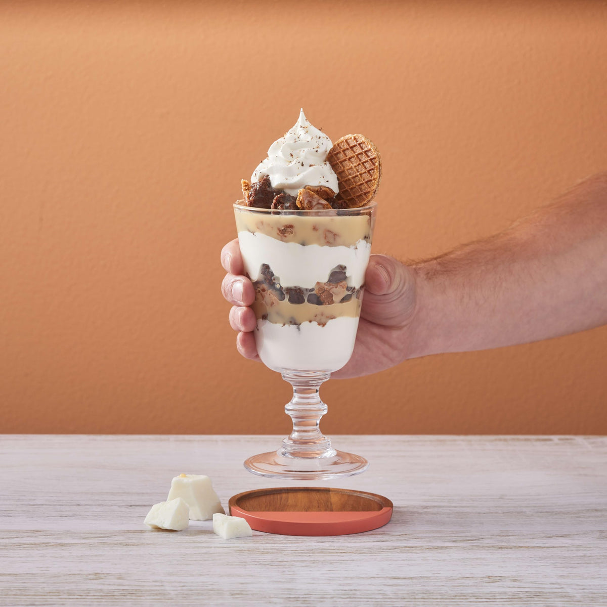 DaVinci Gourmet White Chocolate Sauce blends smoothly with dairy-based beverages.