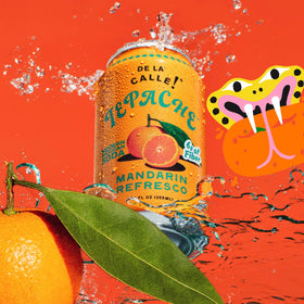 De La Calle Tepache Mandarin label-closeup emphasizing organic certification and high-quality ingredients