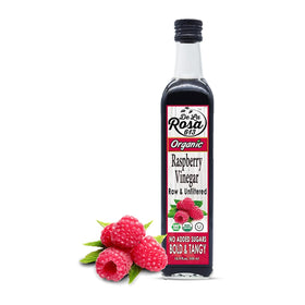 De La Rosa 613 raspberry vinegar bottle ready for bright salad dressings.