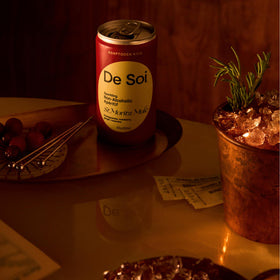 De Soi St. Moritz Mule packaging highlighting gluten-free and vegan traits