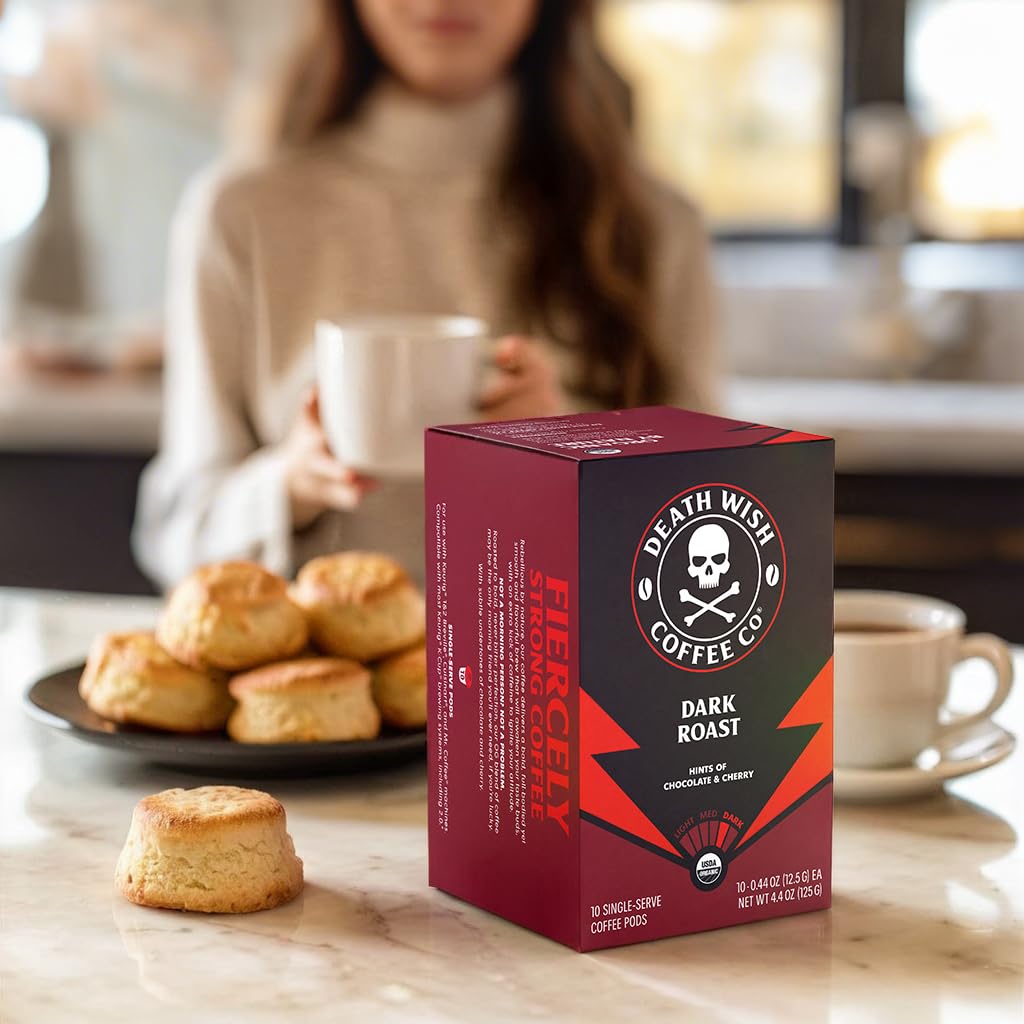 Organic and fair-trade seal highlights responsible sourcing and quality.