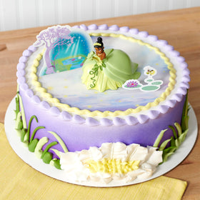 DecoPac 3-piece cake topper set offers a complete princess scene.