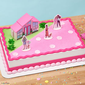 DecoPac Food-Safe Plastic Topper ensures safe reuse on multiple celebrations.