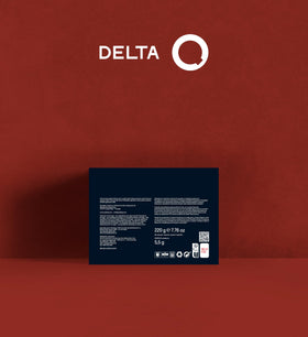 Delta Q Qalidus XL-pack box with 40 capsules on desk